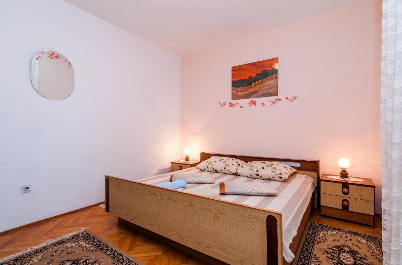 Apartments For Families With Children Privlaka, Zadar - 5747 Ruang foto